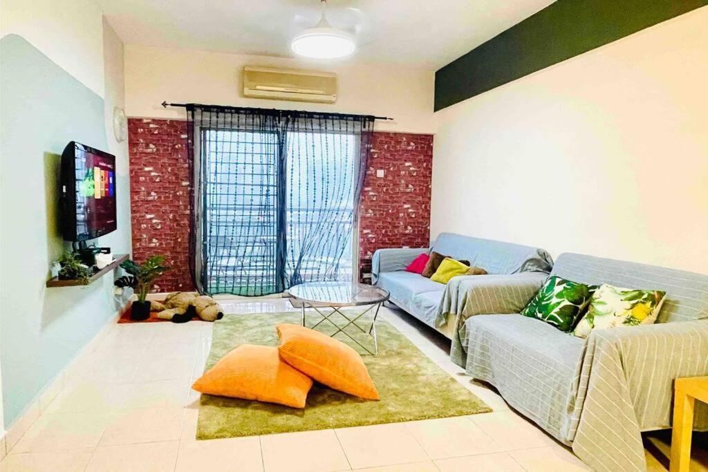 Apartment 3br 8pax Kl Centre Klcc View Ampang Boulevard Ampang (Selangor)