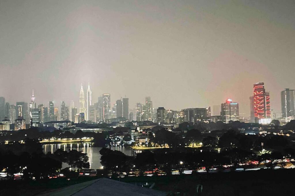 Apartment 3br 8pax Kl Centre Klcc View Ampang Boulevard *